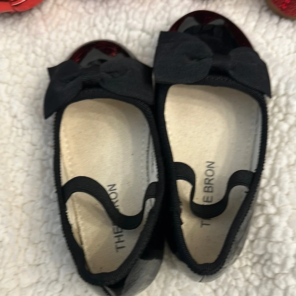 Elegant Red and Black Mary Jane Dress Shoes